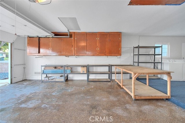 Building Photo - 3657 Sara Dr