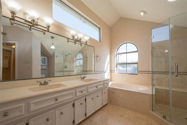 Building Photo - 606 Misty Creek Dr