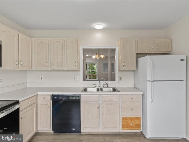 Building Photo - 109 Donelson Loop