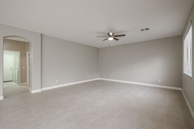Building Photo - Location! Fully remodelled 4Bed/3Bath Home in Chandler, with pool