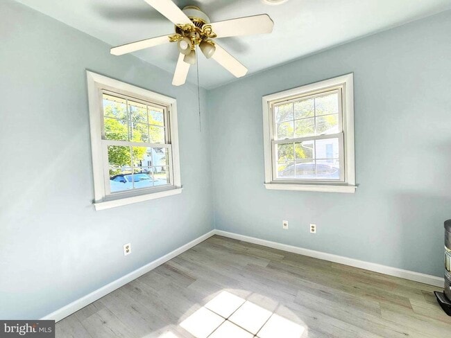 Building Photo - 308 Carey Ave