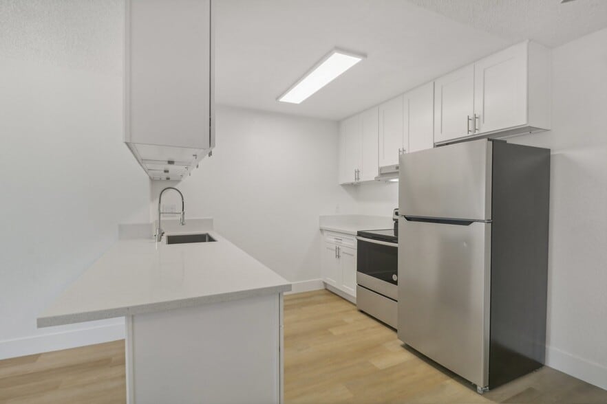 Primary Photo - Terre at Oak