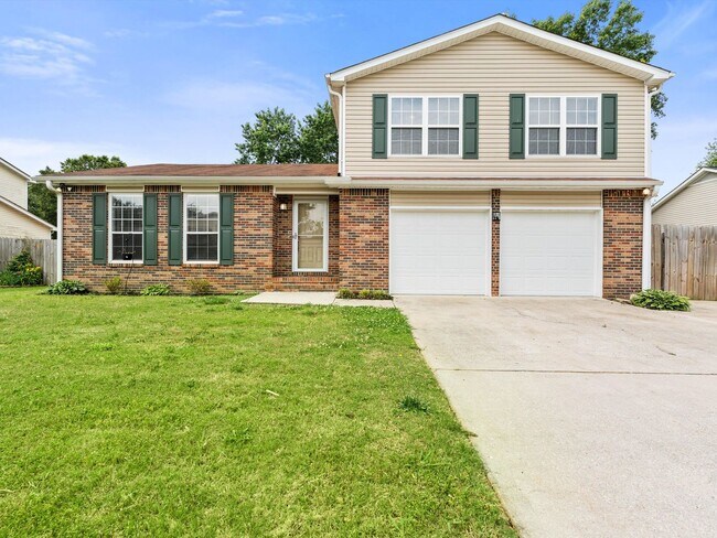 Building Photo - Fantastic Location in Madison City!