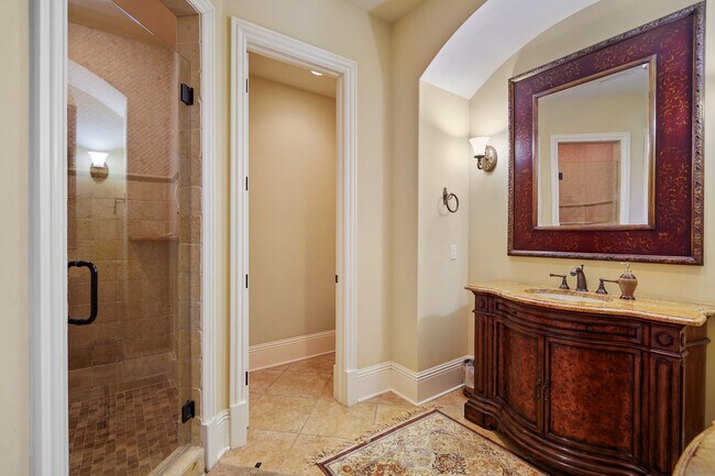 Building Photo - 1363 Oceanview Dr