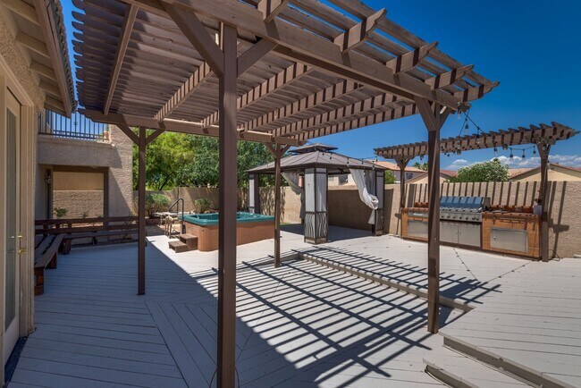 Building Photo - Elegant 4-Bedroom Home with Spa, Balcony &...