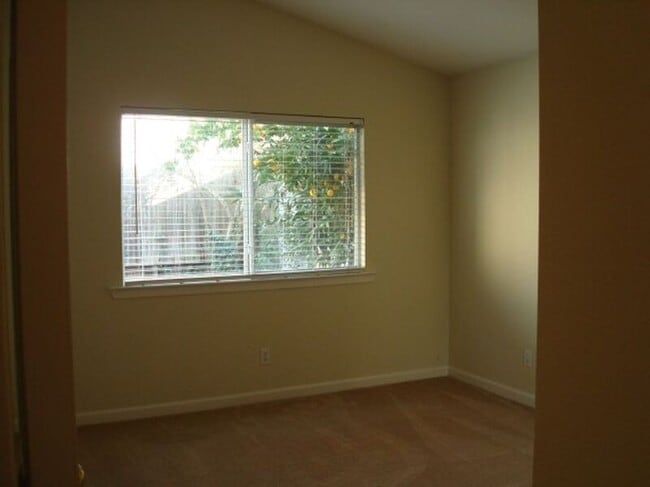 Building Photo - 6777 Alamar Way