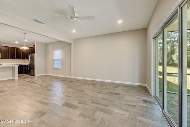 Building Photo - 15825 Stedman Lake Dr