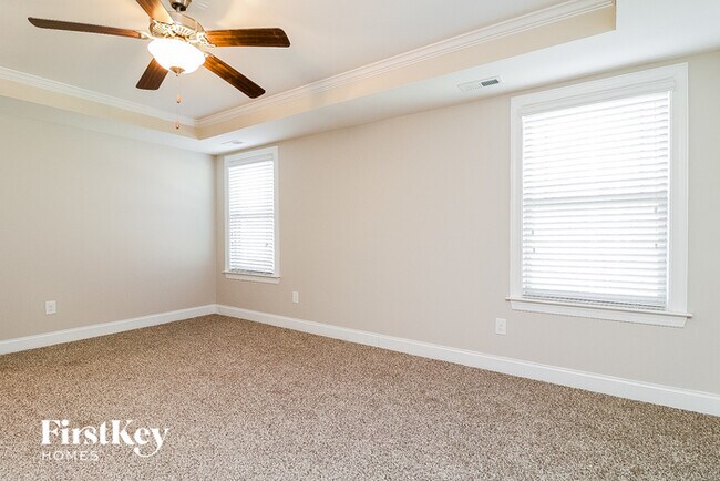 Building Photo - 5337 Chandler Oaks Ln