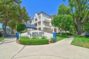 Building Photo - 300 N El Molino Ave