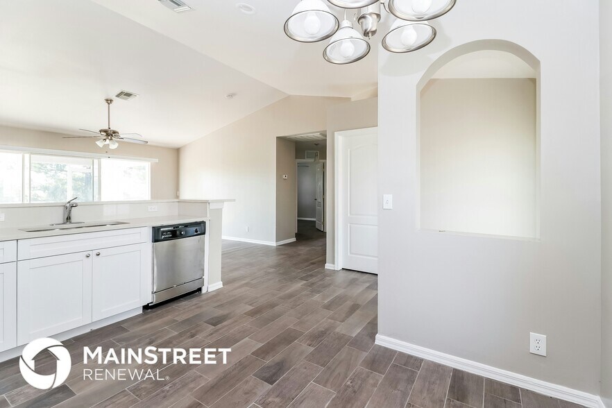 Building Photo - 1713 NW 12th St