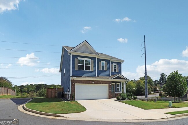 Building Photo - 3890 Clarington Dr