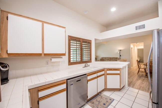 Building Photo - Corsica Villas: Upper 2 Bedroom 1 Bath Condo