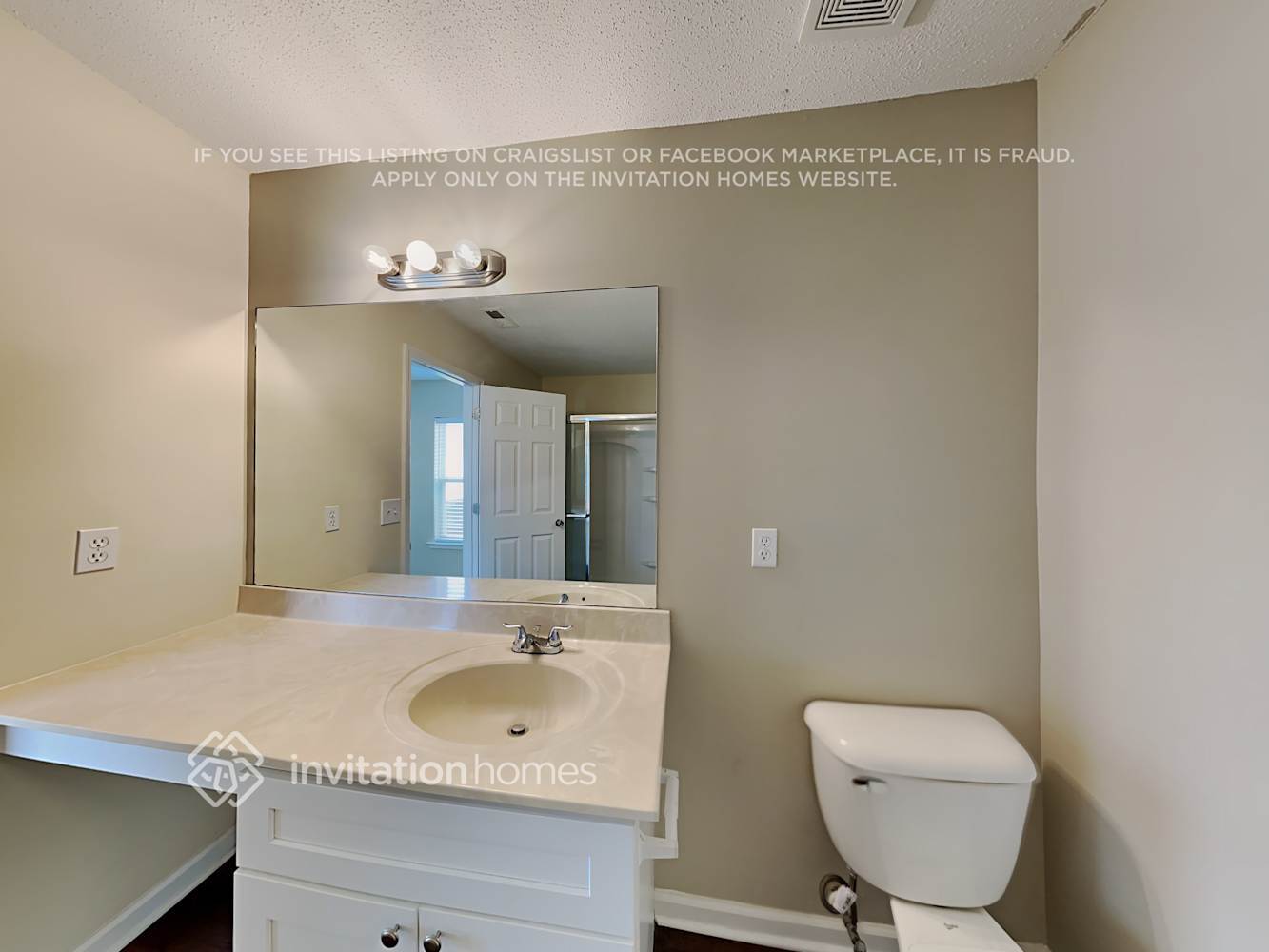 Building Photo - 6113 Mansura Dr