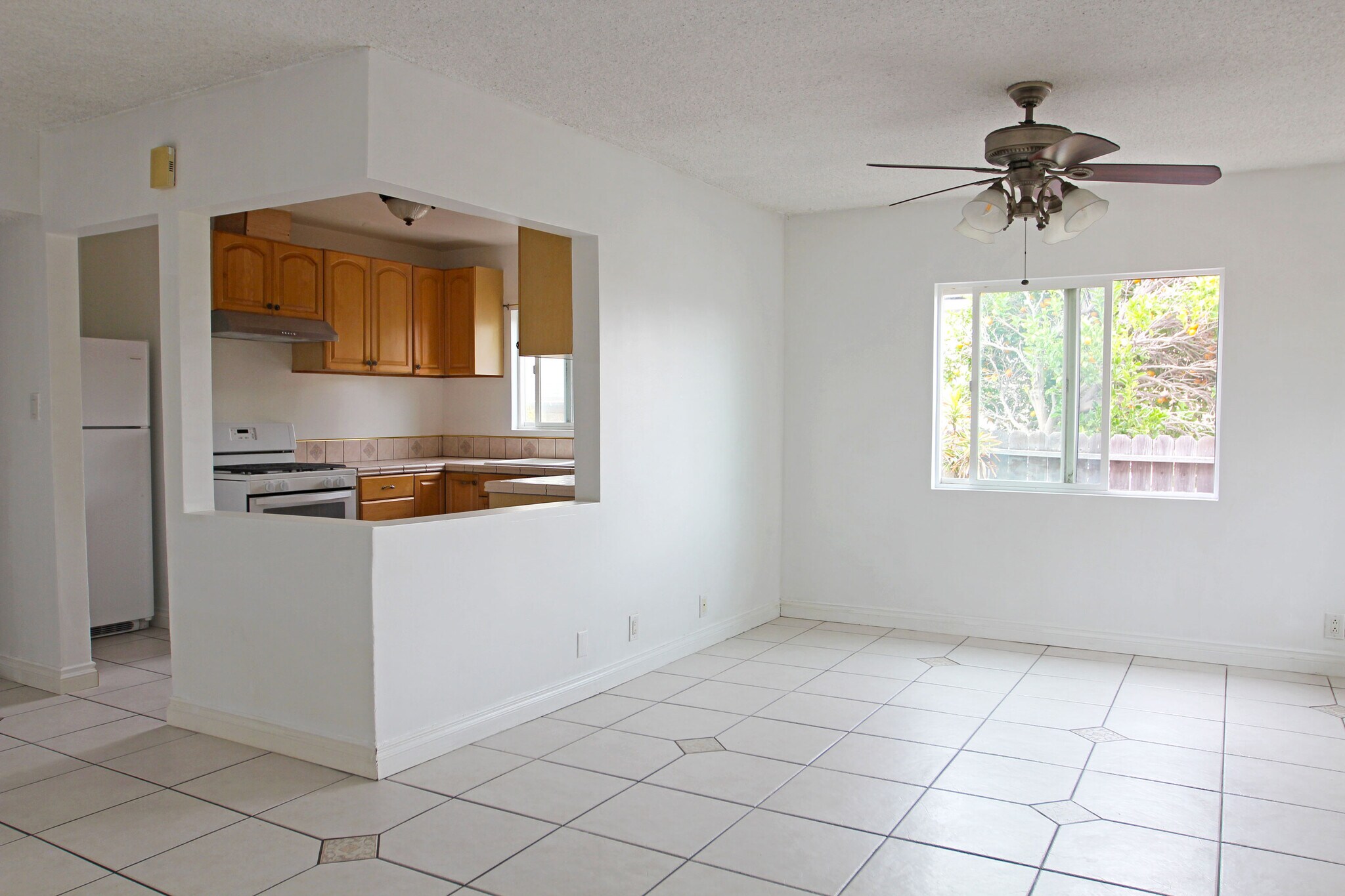 Building Photo - 4727 W 170th St