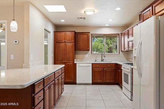 Building Photo - 9901 W Bright Angel Cir