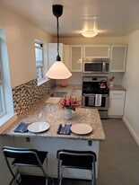 Bright Kitchen - Main Line Court