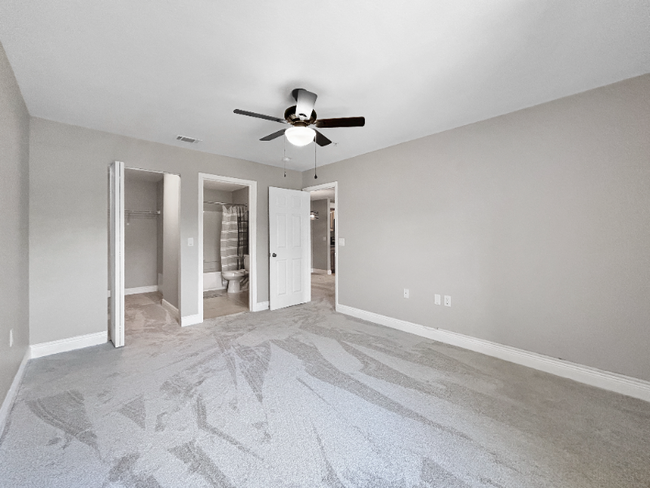 Building Photo - 7424 Vista Way