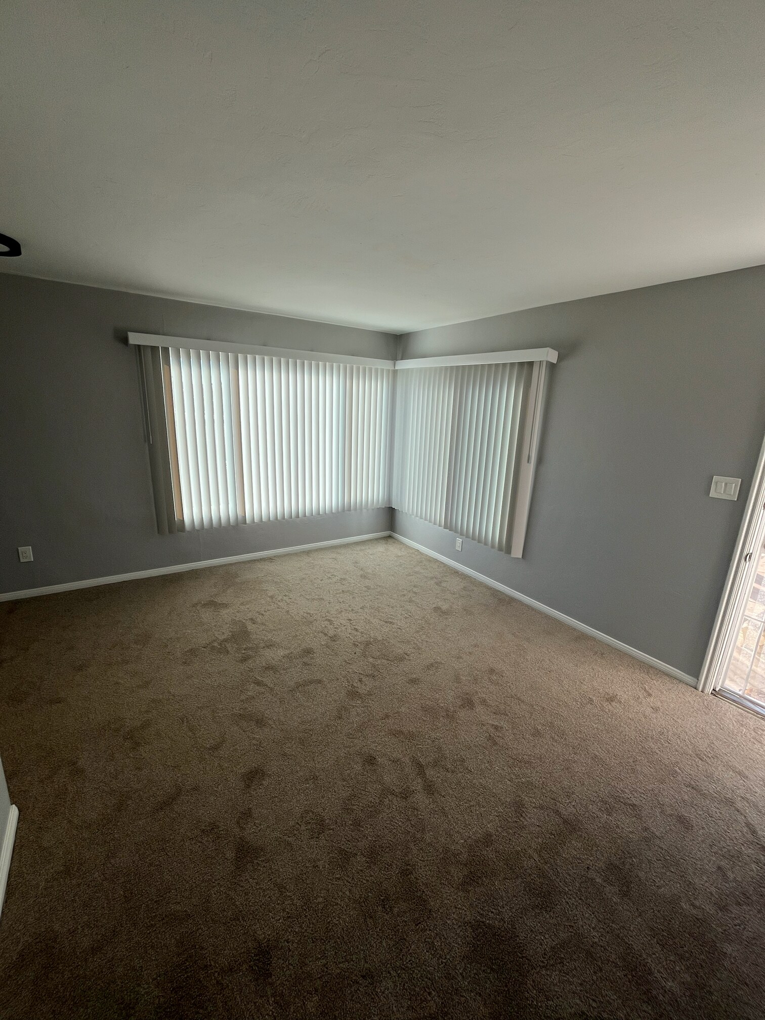 Building Photo - 3563 College Ave