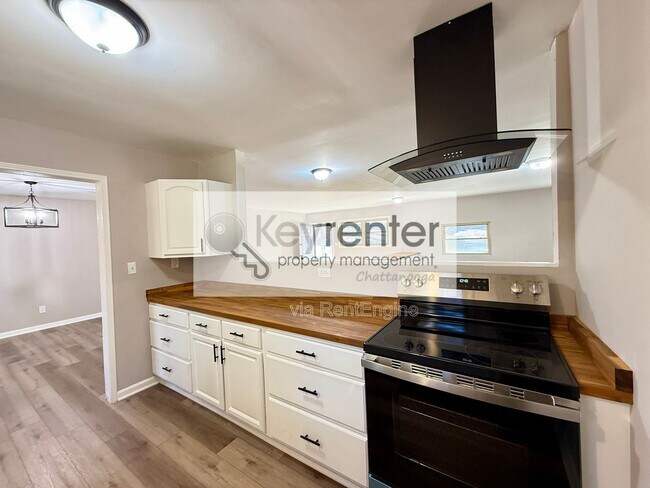 Building Photo - 4573 Tricia Dr