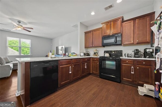 Building Photo - 3203 Cyrus Point Ln