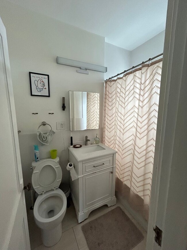 Building Photo - Brighton 2 Bed – Heat & Hot Water Included – No Broker Fee