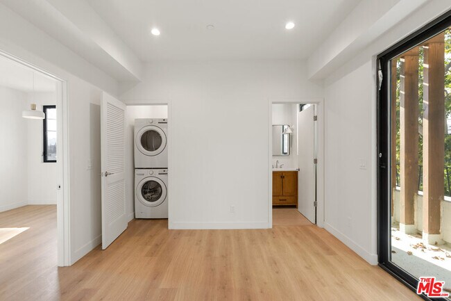 Building Photo - 2847 Marsh St