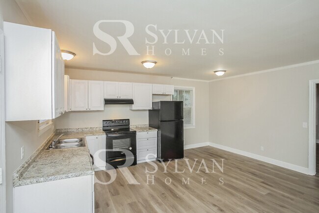 Building Photo - Life Just Got Better!