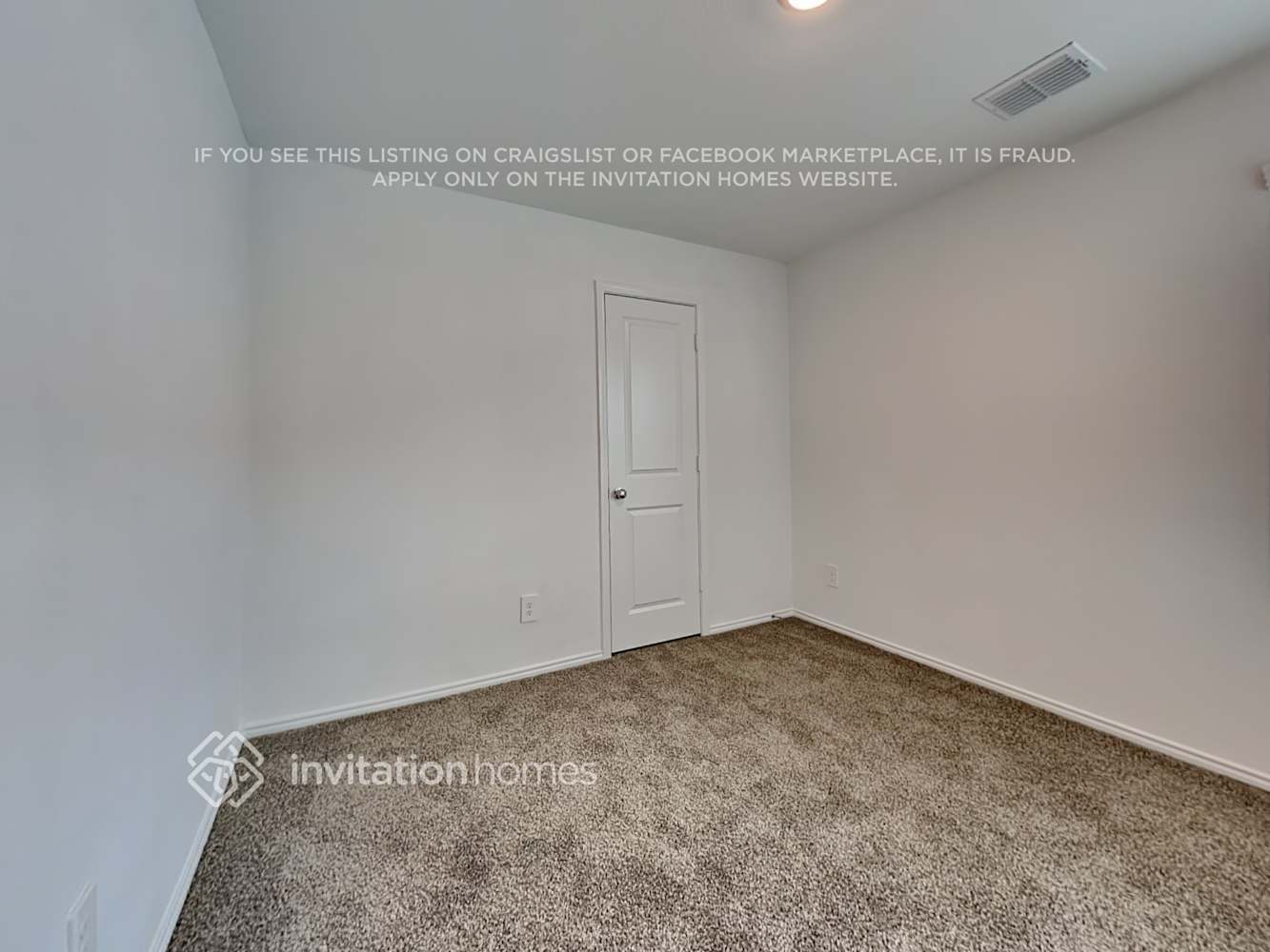 Building Photo - 3215 Crestone Dr