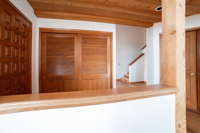 Building Photo - Unique Carmel Highlands 2 Bed, 2 Bath + Sunroom & Office