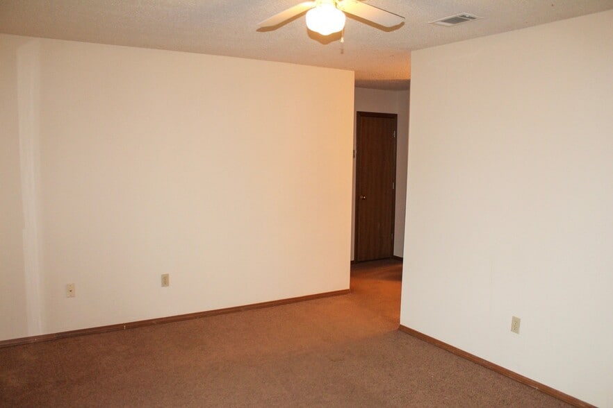 Interior Photo - Forest Oaks Apartments