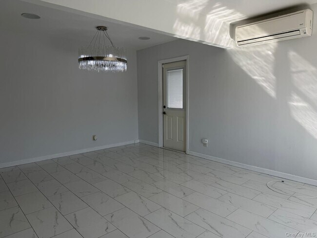 Building Photo - 1 Munro Blvd