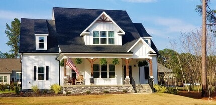 Building Photo - Custom Build in Whispering Pines!