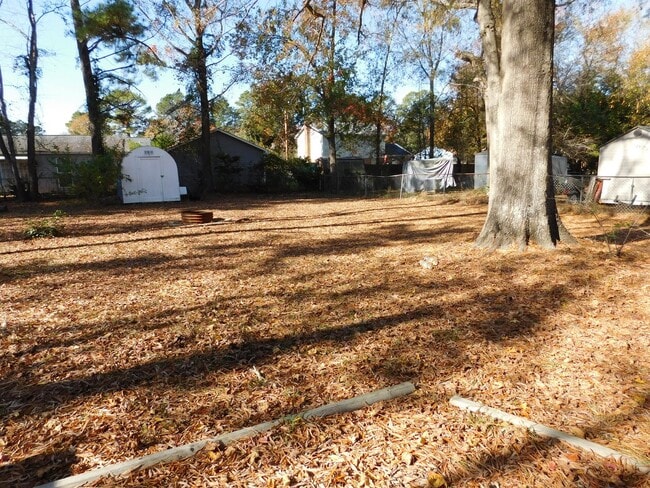 Building Photo - 842 Halifax Cir