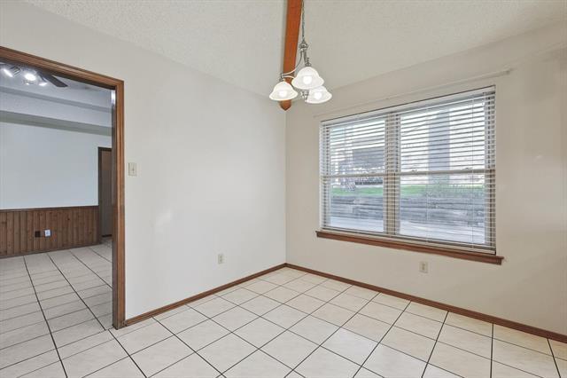 Building Photo - 7748 Incline Terrace