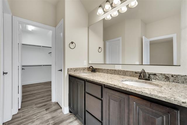 Building Photo - 2088 McCallister Dr