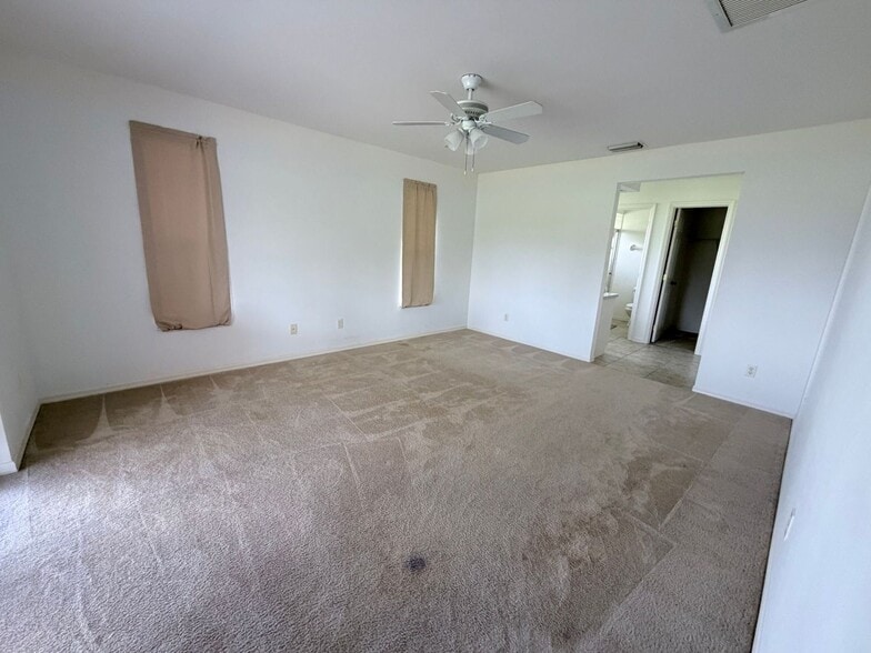 Building Photo - 3/2 Lehigh Acres
