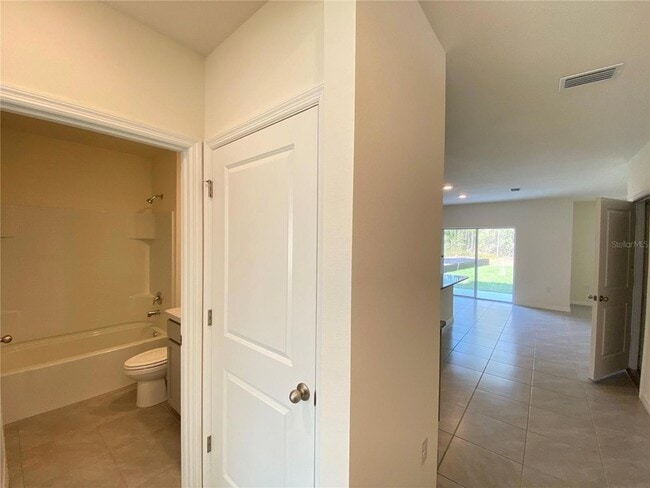 Building Photo - 113 Hickory Course Loop