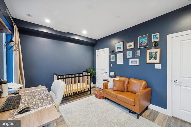 Building Photo - 1942 Tasker St