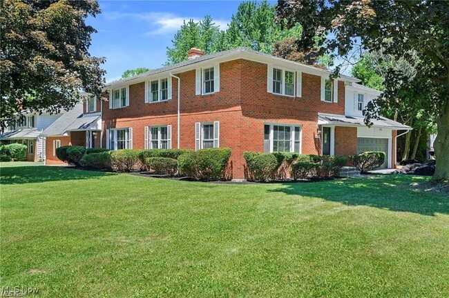 Primary Photo - 3024 Warrensville Center Rd