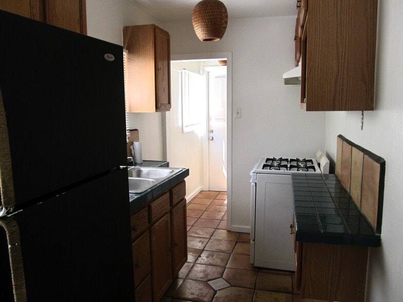 Building Photo - 11217 La Maida St
