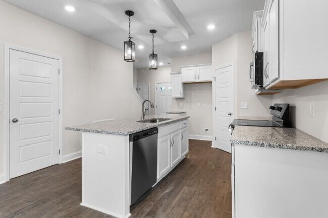 Building Photo - Beautiful Single Family Home