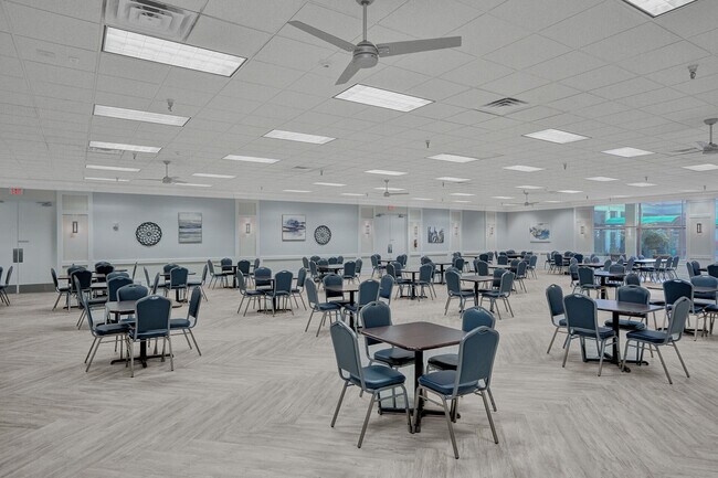 Building Photo - 360 Flanders Dr