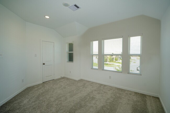 Building Photo - 6403 Periwinkle Blossom Ln