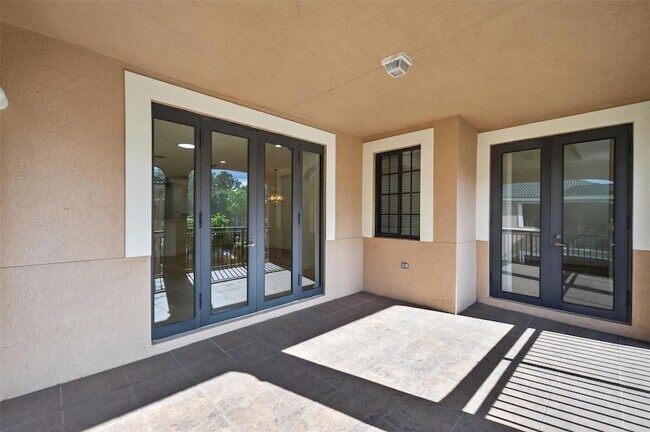 Building Photo - 2678 Center Ct Dr