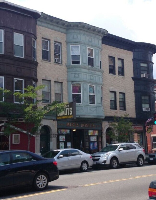 Building Photo - 1524t