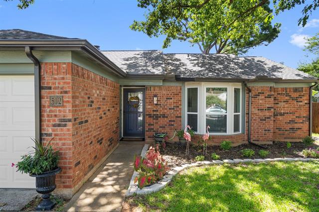 Building Photo - 512 Yellowstone Dr