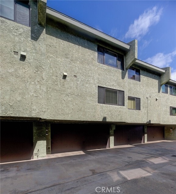 Building Photo - 1405 Goodman Ave