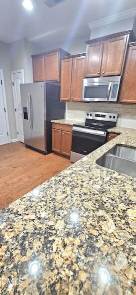 Building Photo - 313 Brier Crossings Loop