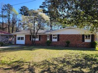 Building Photo - 1939 Ashton Rd