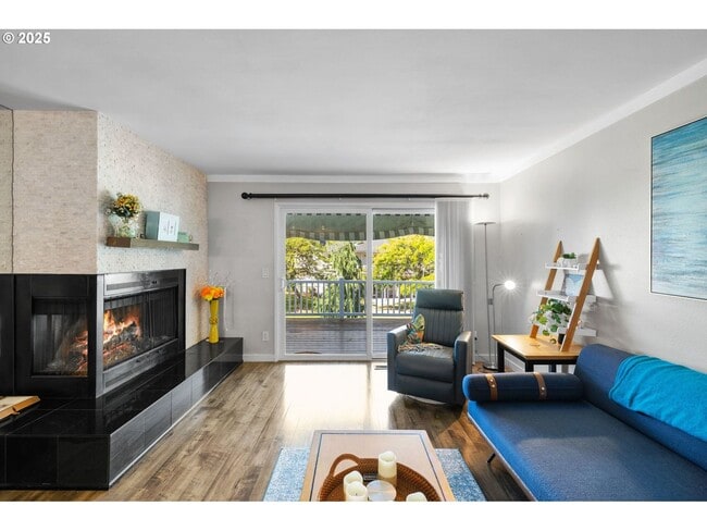 Building Photo - Bright and Open 1,638 SqFt Home Featuring Fireplace, Updated Kitchen & Scenic Outdoor Views ***Wa...